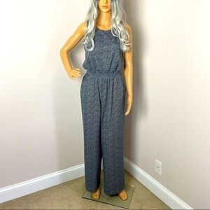 Vince Camuto Sleeveless Chevron Jumpsuit – Size Small
